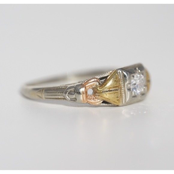 Antique 18k Solid‎ Multi Colored Gold Filigree Engraved Natural Diamond Ring